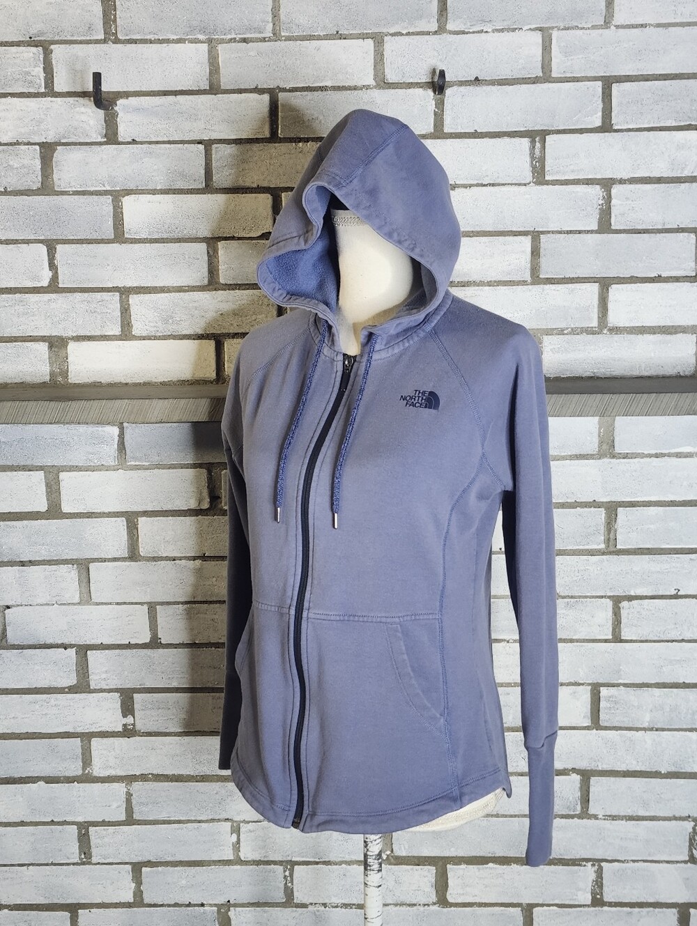 • The North Face Women's Full Zip-Up Hooded Sweatshirt Size Small Periwinkle